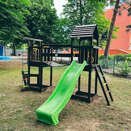 Nocleg ze śniadaniem Bl Garden Panzio Balatonlelle