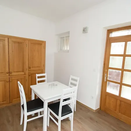 Bl Garden Panzio Bed & Breakfast