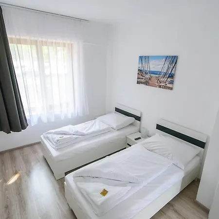 Bl Garden Panzio Bed & Breakfast