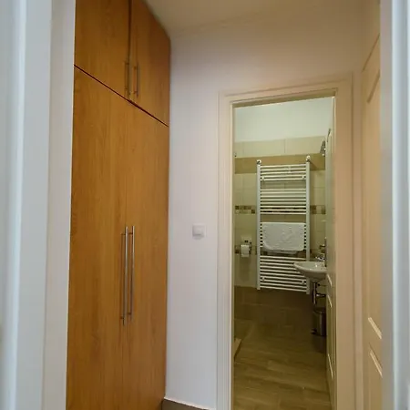 Bl Garden Panzio Bed & Breakfast Balatonlelle