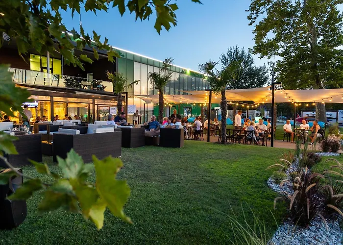 住宿加早餐酒店 Bl Garden Panzio